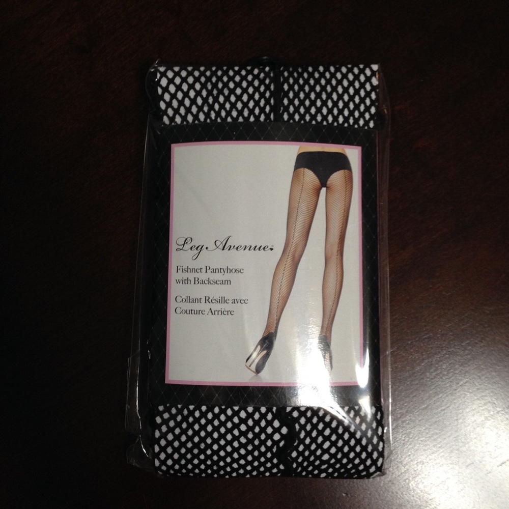 Leg Avenue Black Fishnet Pantyhose w/ Backseam